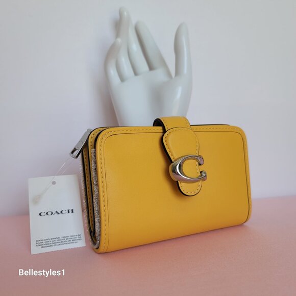 COACH Tabby Smooth Leather Medium Bifold Wallet – Canary color - Picture 4 of 16